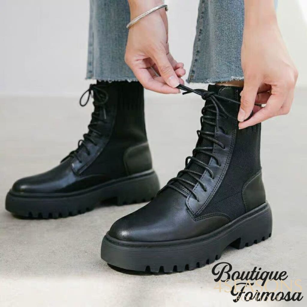 Bota Coturno Line