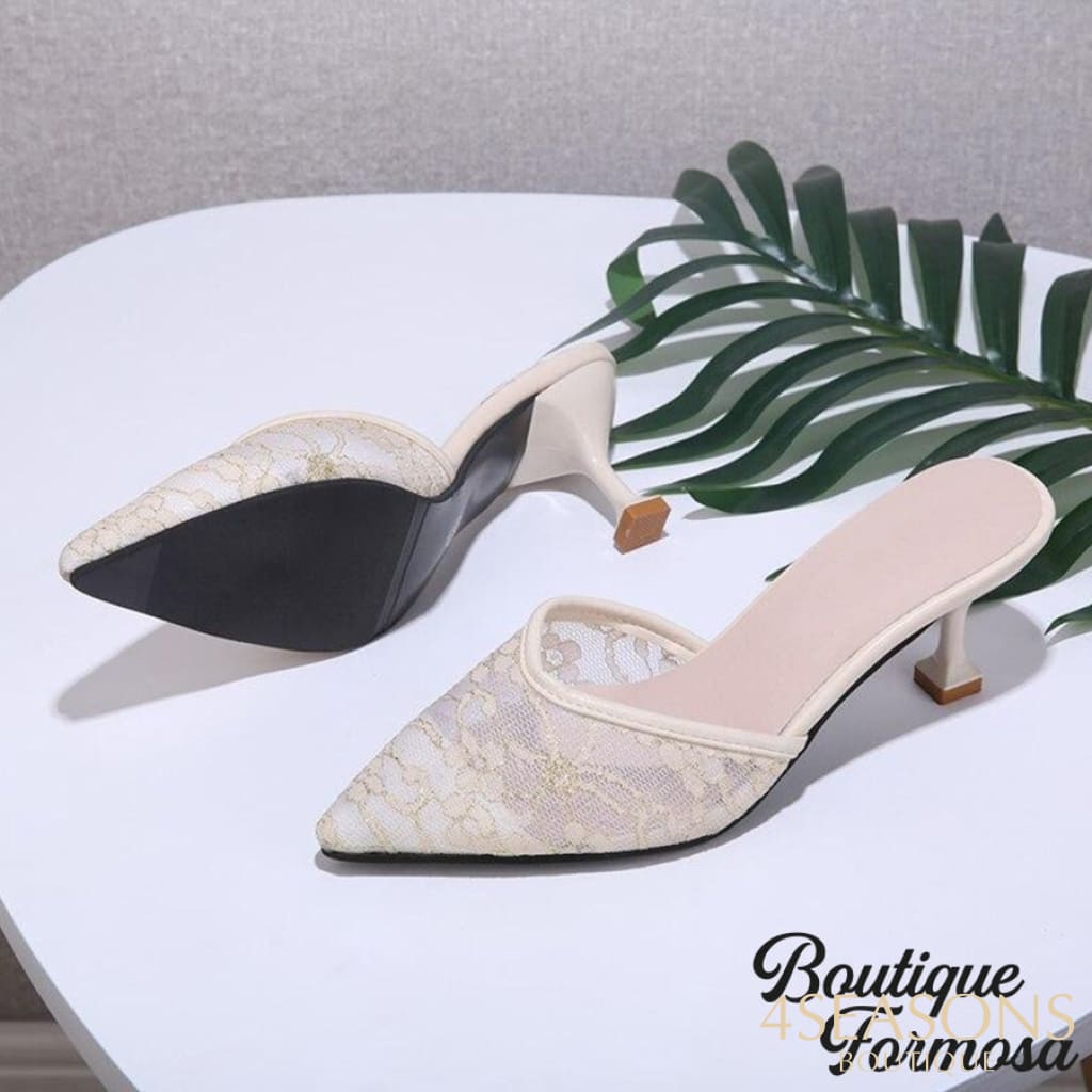 Mule Lace