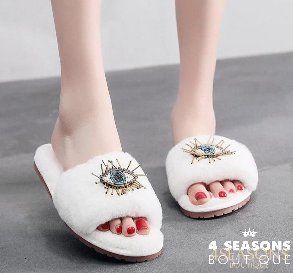 Pantufa Olho Grego